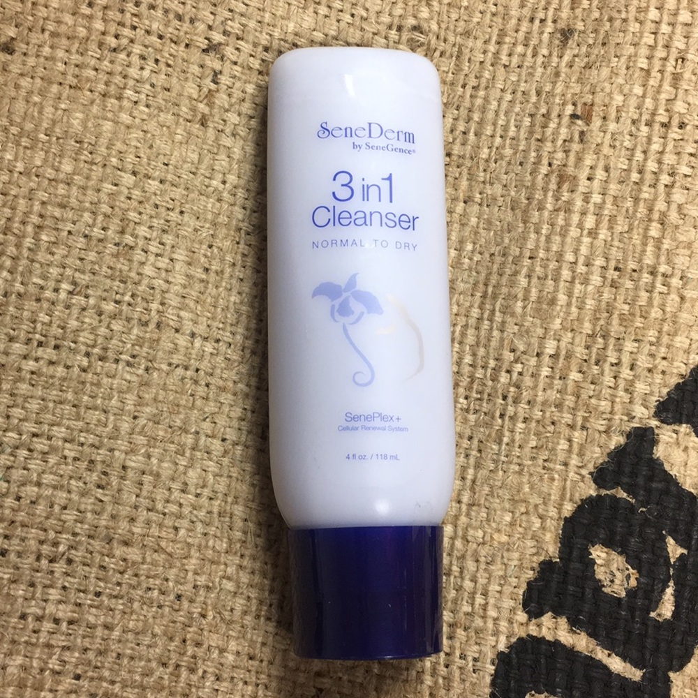 SeneGence 3-in-1 Cleanser